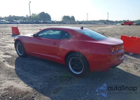 2010 Chevrolet Camaro 1Ls z USA, uszkodzony, nr VIN 2G1FA1EV3A9204342